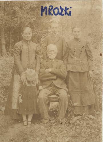        Zdj: 33 
Dodane: 2005.10.9