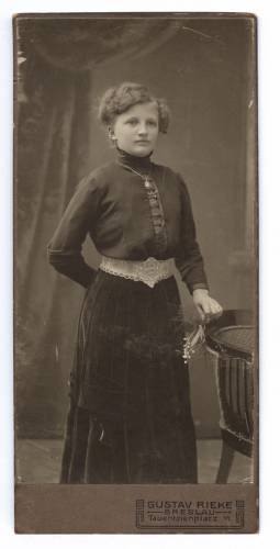        Zdj: 73 
Dodane: 2005.10.9