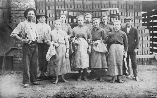        Zdj: 94 
Dodane: 2005.10.9