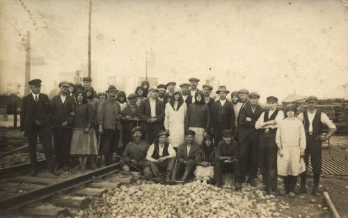        Zdj: 143 
Dodane: 2005.10.9