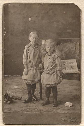        Zdj: 247 
Dodane: 2005.12.12