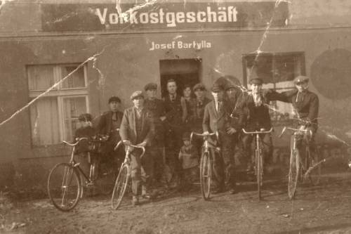        Zdj: 694 
Dodane: 2008.01.22