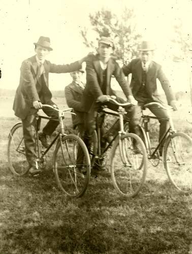        Zdj: 874 
Dodane: 2008.11.27