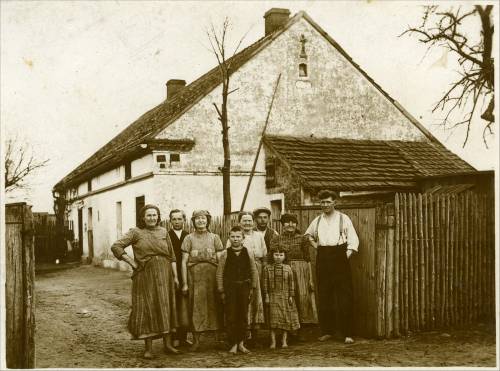        Zdj: 1250 
Dodane: 2011.07.21