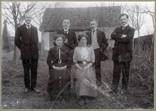        Zdj: 133 
Dodane: 2005.10.9