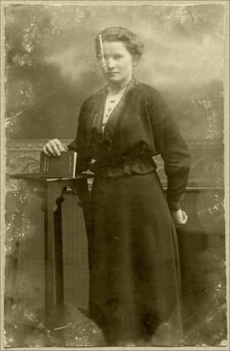        Zdj: 1930 
Dodane: 2013.02.15