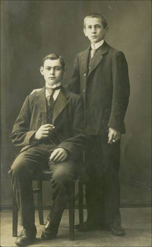 Zdj: 2225
Dodane: 2015.10.22